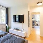Sweethome - Kueche, Stellplatz, Wlan, Naehe S-bahn Мюнхен