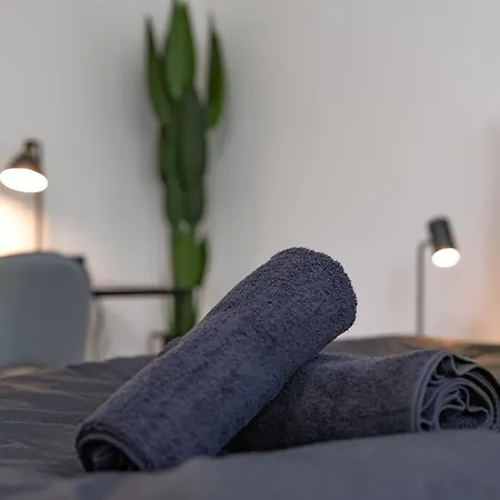 Sweethome - Kueche, Stellplatz, Wlan, Naehe S-bahn Appartement *