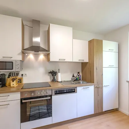 Appartement Sweethome - Kueche, Stellplatz, Wlan, Naehe S-bahn Munich
