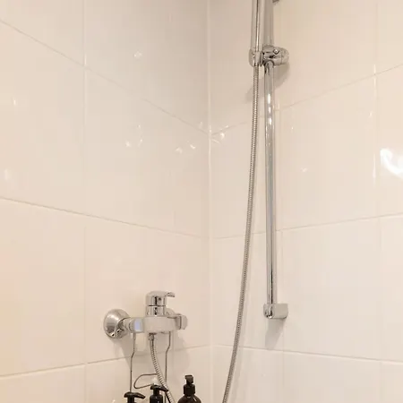 Appartement Sweethome - Kueche, Stellplatz, Wlan, Naehe S-bahn