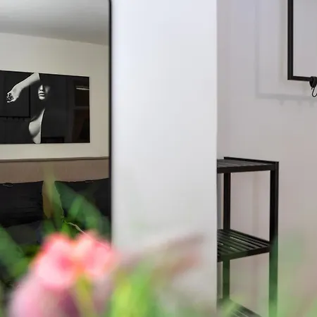 Appartement Sweethome - Kueche, Stellplatz, Wlan, Naehe S-bahn *
